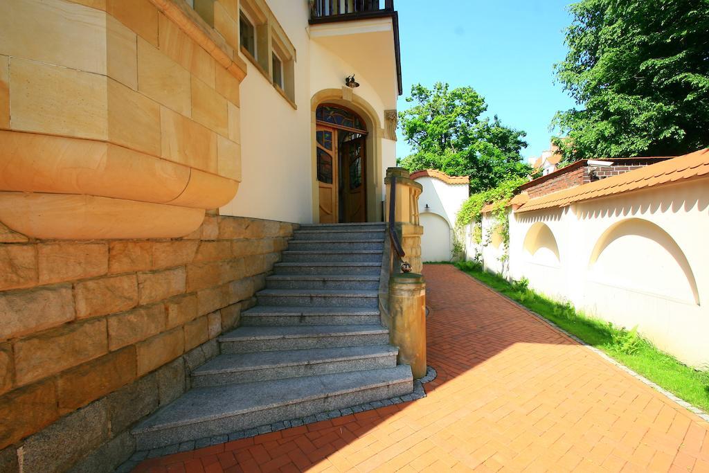 Hotel Palacyk Legnica Exterior foto